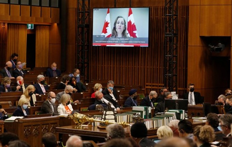 Parlamentarii din Canada vor avea butoane de panică, din cauza amenințărilor pe care le primesc