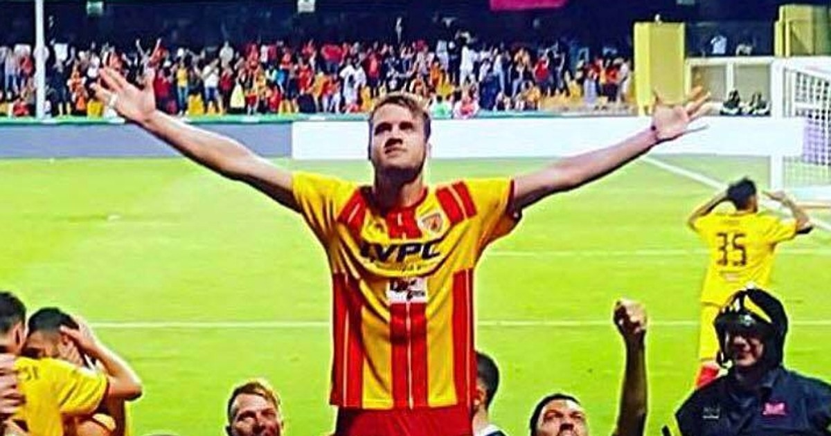 Pușcaș ”trage” tot pentru Benevento și-n sezonul viitor