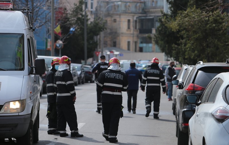 Un șofer a spart o țeavă de gaze lângă Spitalul Grigore Alexandrescu din București. Zona a fost securizată, iar circulația este blocată