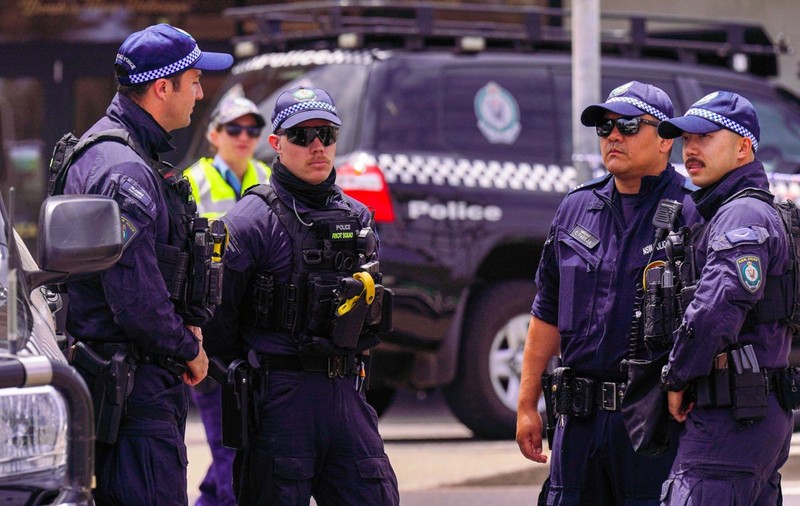 Atac armat în Australia: trei oameni au fost împușcați mortal, iar atacatorul este căutat de poliție