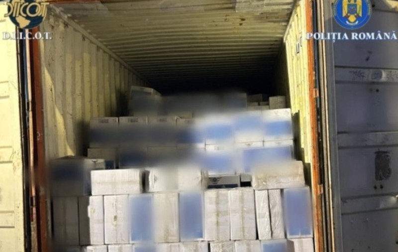 O rețea din Portul Constanța exporta tone de tutun în Israel cu documente false
