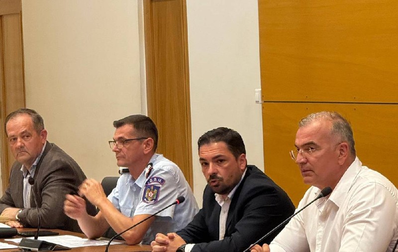 Cod roșu de furtuni cu grindină în Moldova: Prefectul Bacăului activează Planul de Intervenție de Urgență