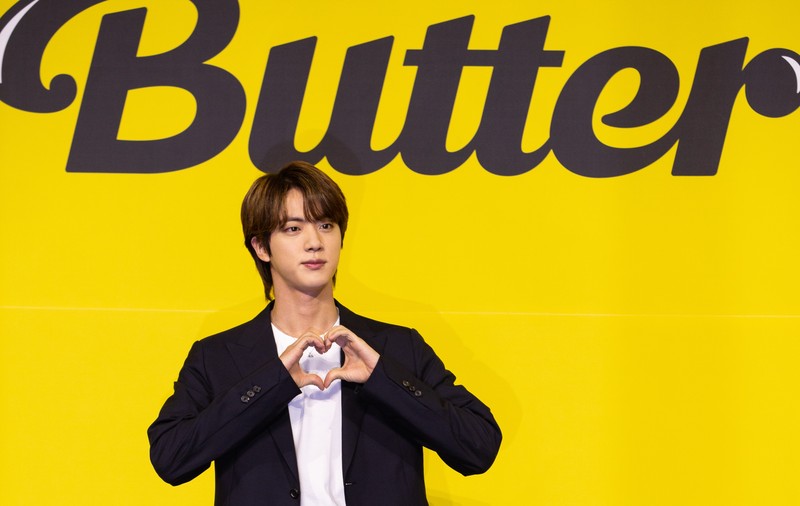 Jin, membru al trupei sud-coreene BTS, pleacă în armată. Va activa într-o unitate din „prima linie”