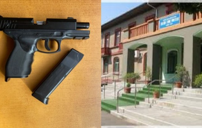 Elev din Vâlcea, prins la cursuri cu un pistol airsoft. Cum a fost sancționat de autorități