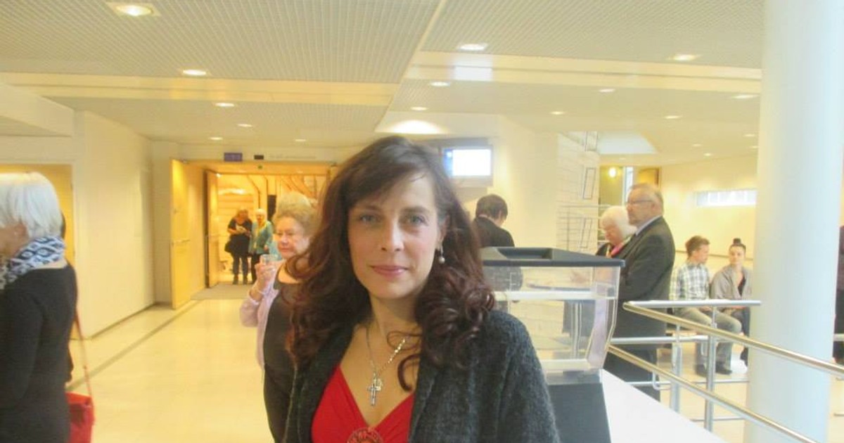 Camelia Smicala lupta sa-si recupereze copii luati de stat in Finlanda