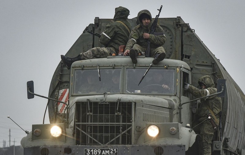 „Comandantul nostru de regiment e beat”. Noi convorbiri între soldații ruși și familiile lor, interceptate de partea ucraineană