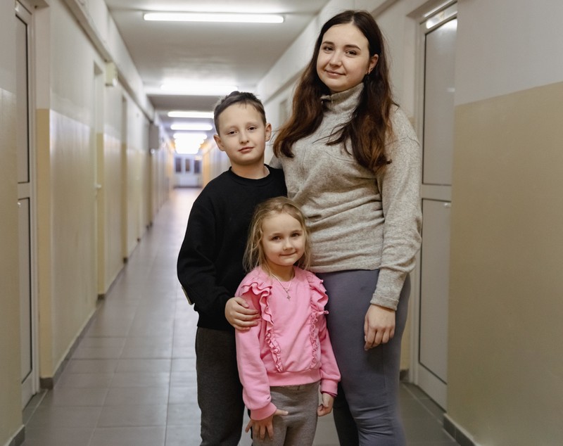 „Când ai avut totul, iar acum nu mai ai nimic”. Refugiații ucraineni ajunși într-un loc legendar în București: căminele studențești din Grozăvești