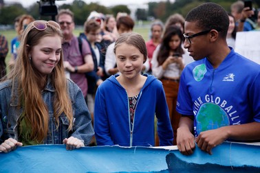 Greta Thunberg, în timpul unui protest | Foto: EPA