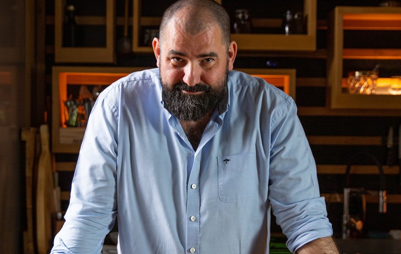 Ce a pățit chef Adi Hădean după ce a consumat unul dintre cele mai populare alimente. Fostul jurat de la MasterChef trage un semnal de alarmă