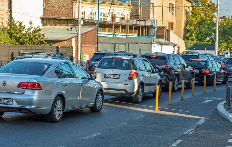 „Se pot sparge!”. Șoferii români care au aceste mașini trebuie să ajungă urgent în service