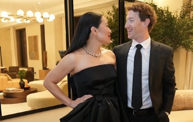Trucul genial al lui Mark Zuckerberg care face ca sufrageria miliardarului să pară mai mare