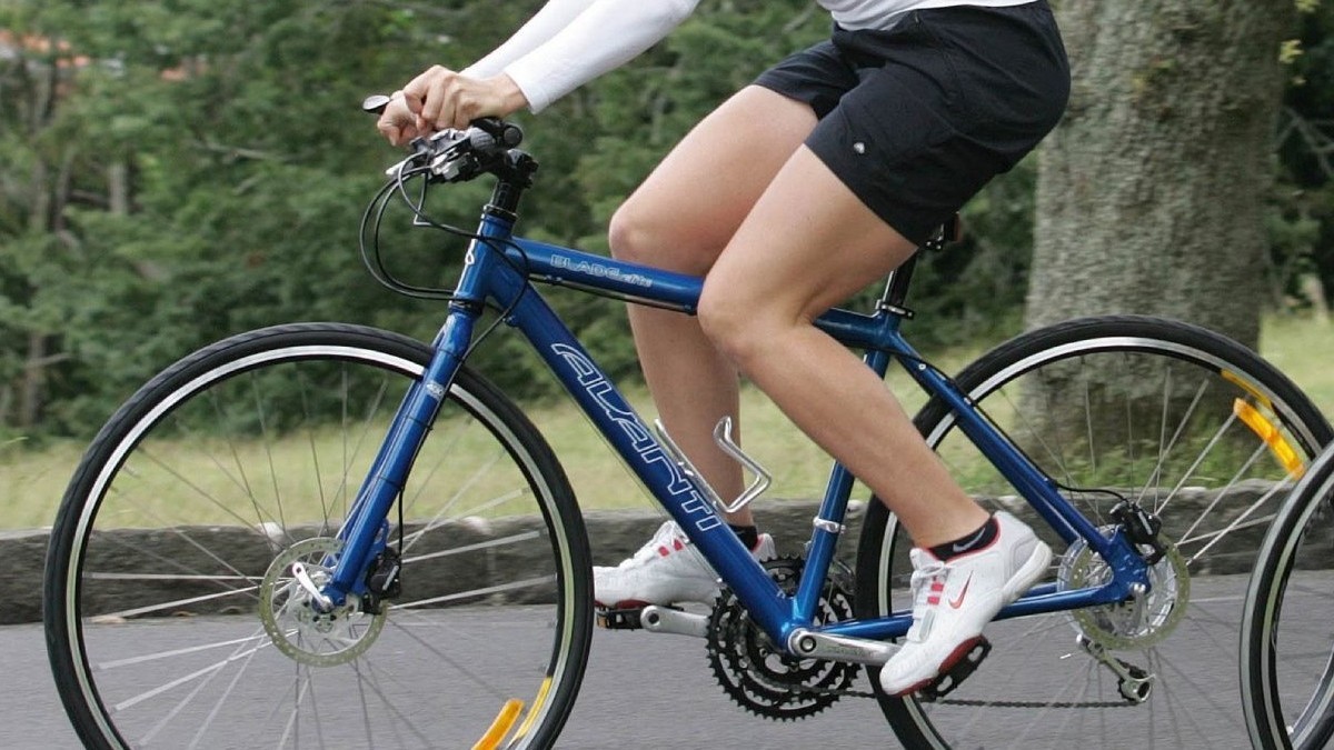 O femeie din Franța a murit sub ochii copiilor în timp ce își testa noua bicicletă. Sursă foto: Getty Images.