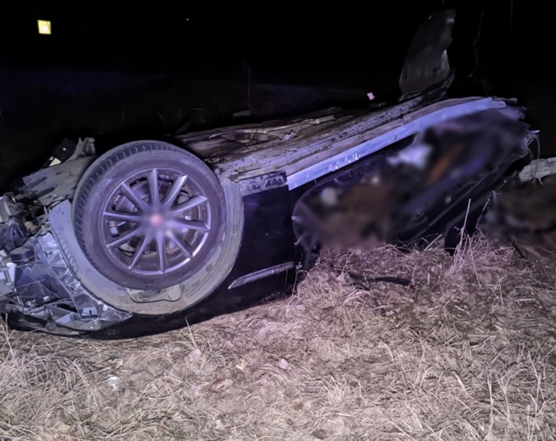 O femeie și-a căutat cu aplicația de pe telefonul mobil soțul care nu mai venea de la cumpărături și l-a găsit mort în Jaguarul răsturnat, în Ungaria