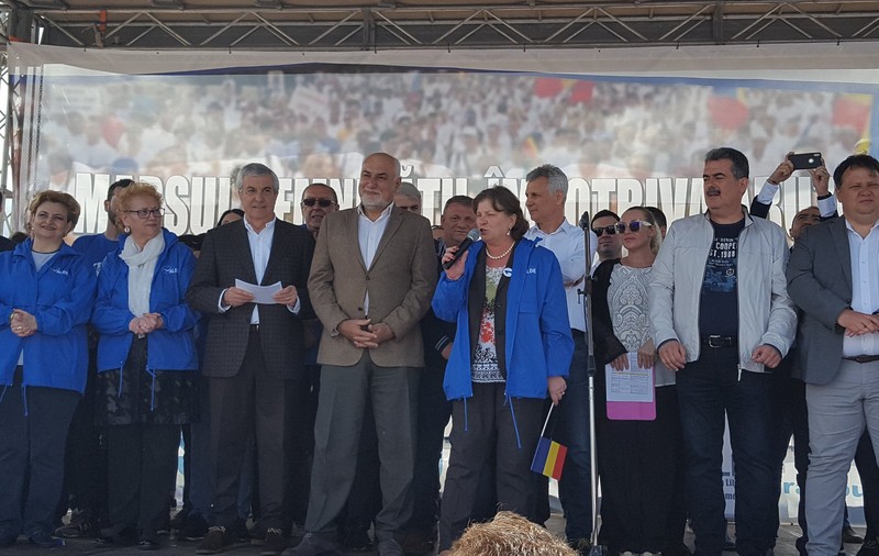 FOTO | Tăriceanu cere comisie de anchetă pentru cercetarea abuzurilor Securităţii şi a complicilor ei: "Cazul Augustin Lazăr nu poate rămâne fără niciun efect"