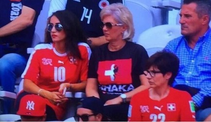 Mama fraților Xhaka