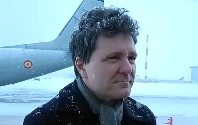 „Președintele român călătorește într-un «container zburător»”. Zborurile lui Nicușor Dan, analizate într-una dintre cele mai vechi reviste din Olanda