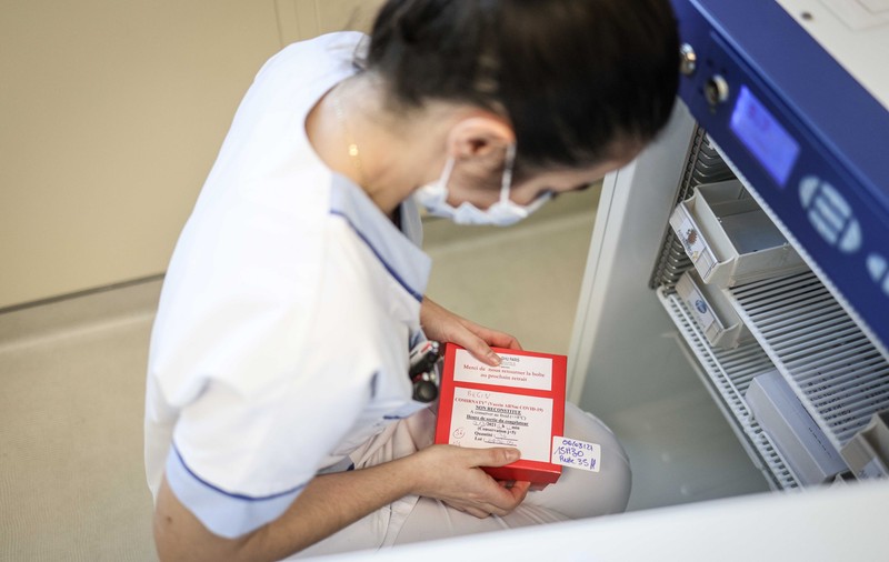Medic din Bihor, cercetat de Colegiul Medicilor, după ce a afirmat că tratează pacienți de COVID-19 în cabinetul său. „Vin vremuri grele pe capul meu”