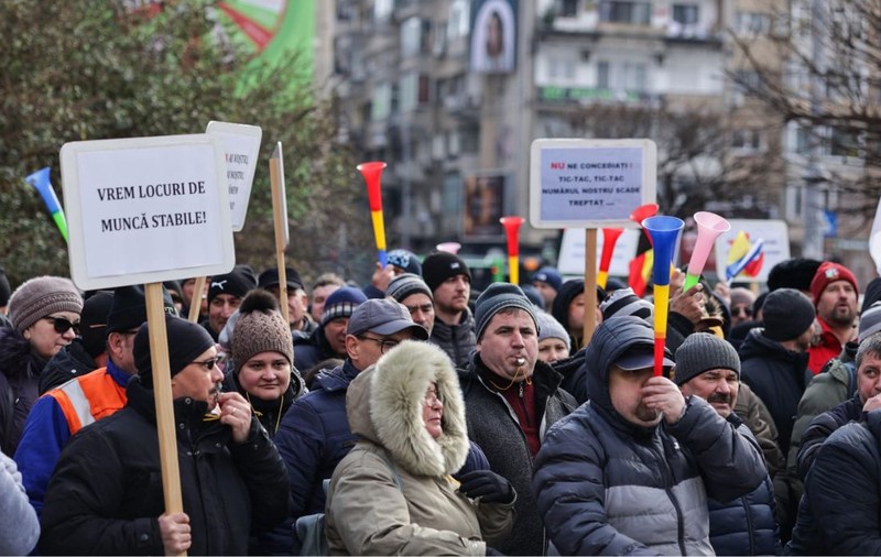 Proteste în fața Ministerului Economiei. Sindicatul Liber Navalistul cere salvarea Șantierului Mangalia: „Să fim vigilenți cu investitorii care vin”