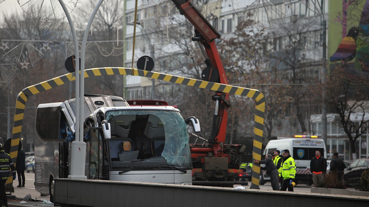 Accident Pasaj Unirii, 23 decembrie. Foto: Dumitru Angelescu