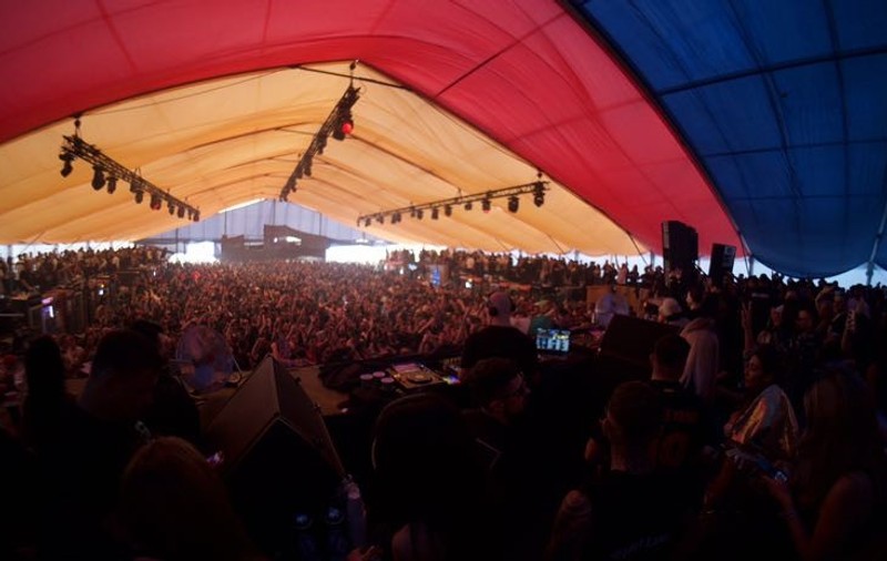 Festivalul Sunwaves continuă pentru a patra zi în Mamaia
