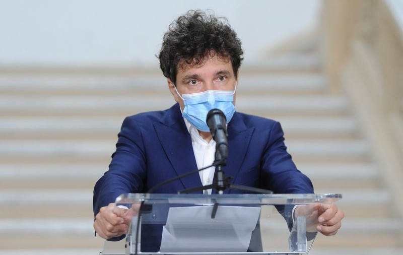 Primăria Capitalei întârzie stabilirea prețului final al gigacaloriei din această iarnă. Câți bani a cerut Nicușor Dan de la Guvern