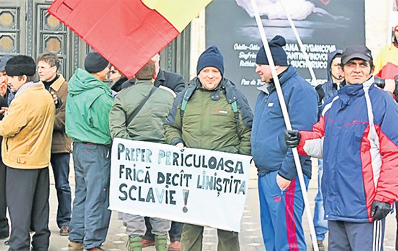 Protestatarii din ţară au obţinut autorizaţii pentru a ieşi în stradă