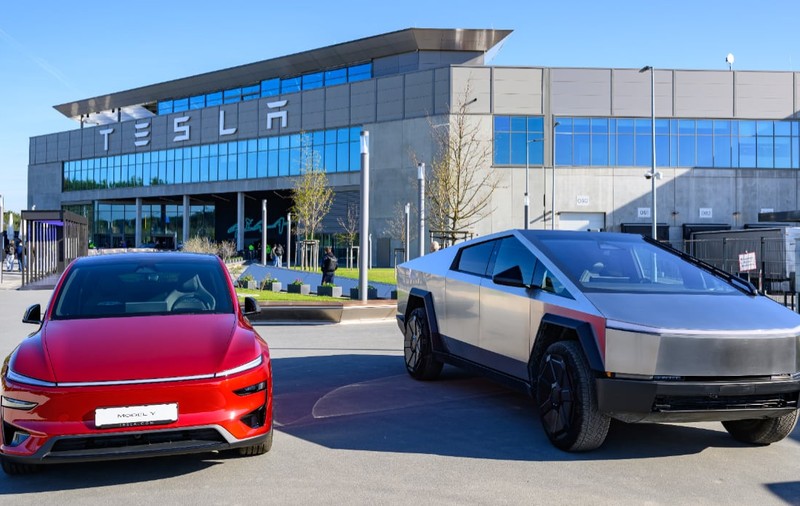 Tesla recheamă aproape 3 milioane de mașini în China pentru două probleme de siguranță. Ce modele sunt afectate