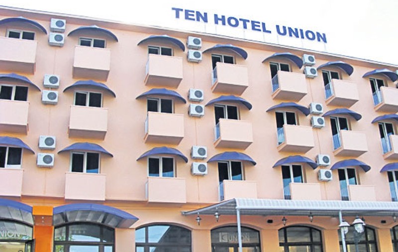 Seară de cabaret la Ten Hotel Union