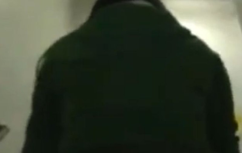SCARA CARE nu se MAI TERMINĂ! Urci PE EA ŞI TE TREC FIORI pe ŞIRA SPINĂRII! Uite ce se ÎNTÂMPLĂ! VIDEO