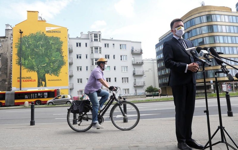 Alegeri "fantomă" în Polonia. Niciun alegător nu a votat la scrutinul prezidenţial de duminică