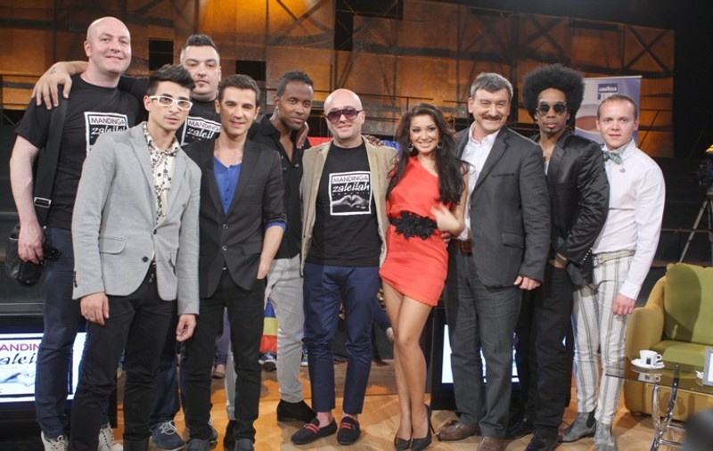 Maria Lucia Hohan i-a făcut două ţinute Elenei de la Mandinga pentru Eurovision
