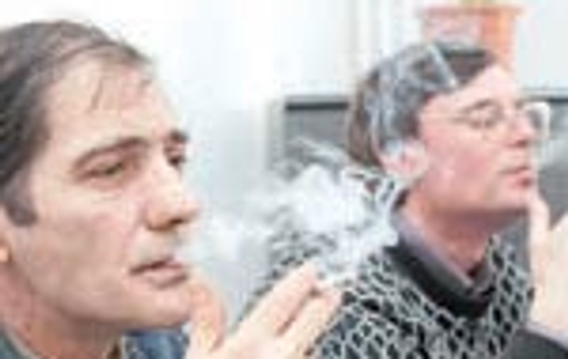 Platiti sa fumeze!