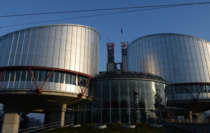 Merg până la Strasbourg ca să îşi apere copacii