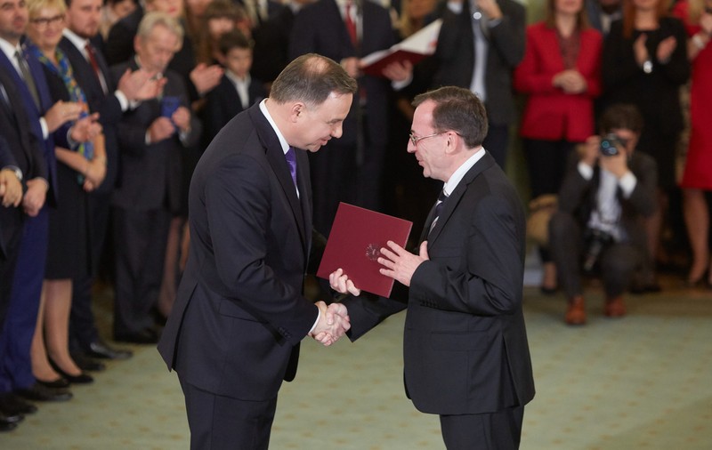 Lupta politică din Polonia continuă: Fostul ministru intrat în greva foamei după ce a fost încarcerat va fi hrănit forțat, ordonă justiția