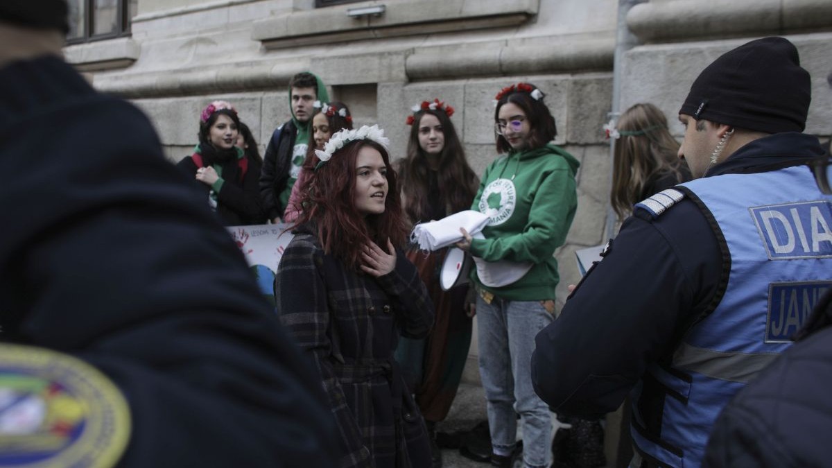 Protest Fridays for Future România pe tema poluării în București FOTO: Inquam Photos/Octav Ganea