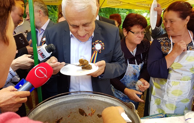 Prima reacție a lui Petre Daea după ce a comparat incinerarea porcilor cu Holocaustul: În sufletul meu e multă durere