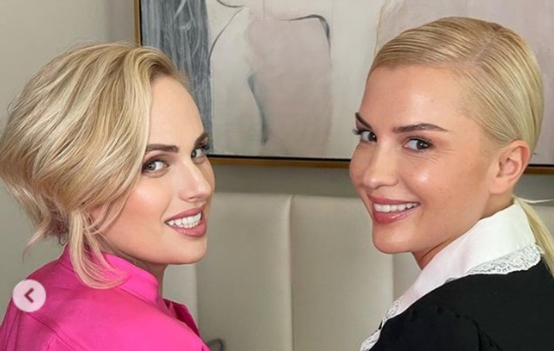 Rebel Wilson a devenit mamă pentru prima oară, după ce a anunțat că are o relație cu o femeie: „Fetița mea e cel mai frumos miracol”