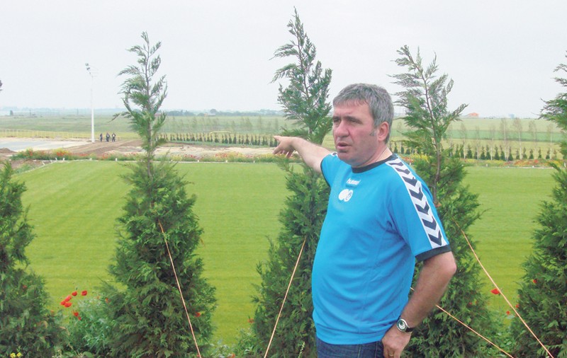 Hagi investeşte 10.000.000 de euro într-un cartier rezidenţial cu bază sportivă