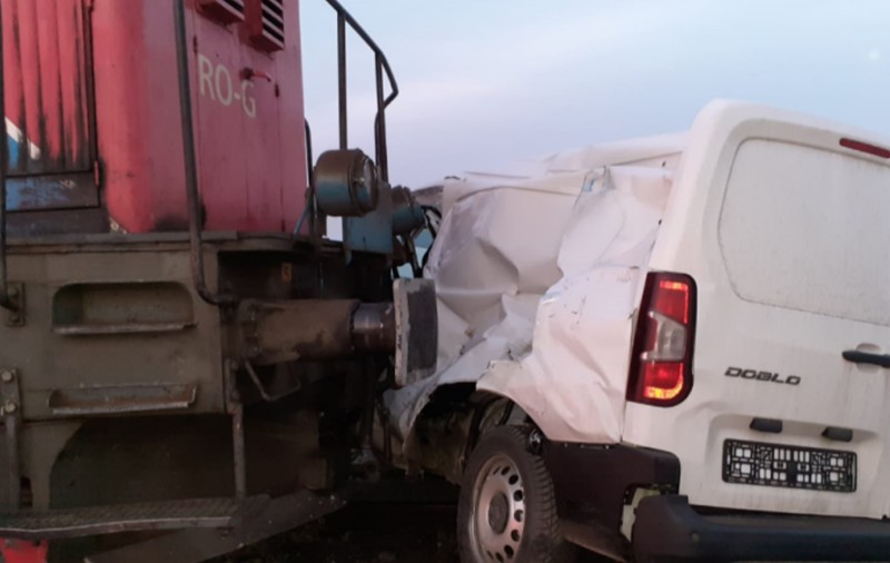 Circulația feroviară, blocată temporar între stațiile Gherla și Dej din cauza unui accident mortal