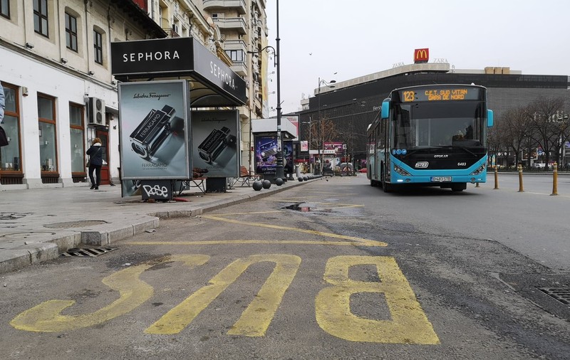 Autobuzele, tramvaiele și metroul vor circula în continuare în perioada stării de urgență, dar vor avea un program restrâns