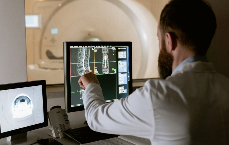Comunicarea medicală în lumea modernă: cum ajută un viewer DICOM?