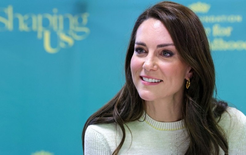 Piesa vestimentară pe care Kate Middleton o are în garderobă de peste 10 ani. Prințesa de Wales a purtat-o din nou