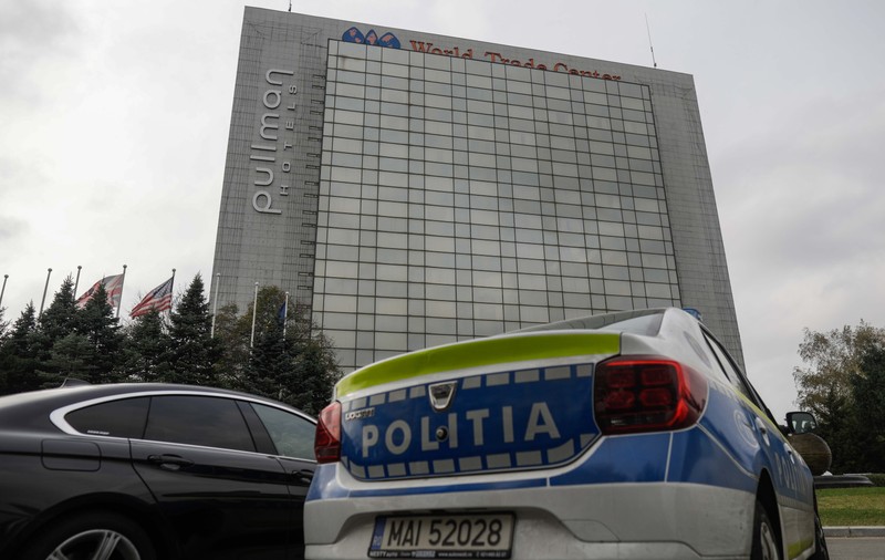 Cazul militarului francez găsit mort într-un hotel din București, anchetat de Parchetul Militar din Paris
