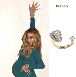 Beyonce purtând inelul din aur ”Queen Bey”, decorat cu diamante în formă de inimă și briliante