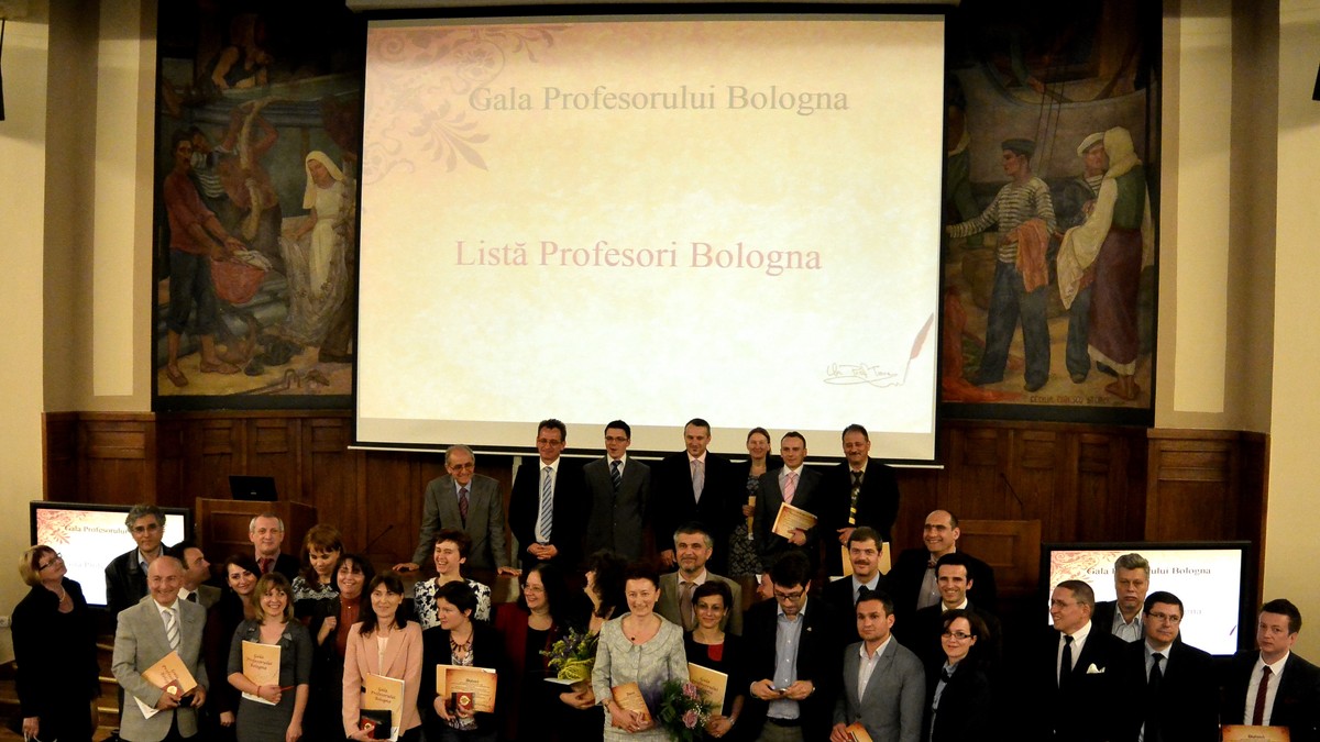 Profii Tari sunt desemnați la Timișoara, la Gala Profesorului Bologna