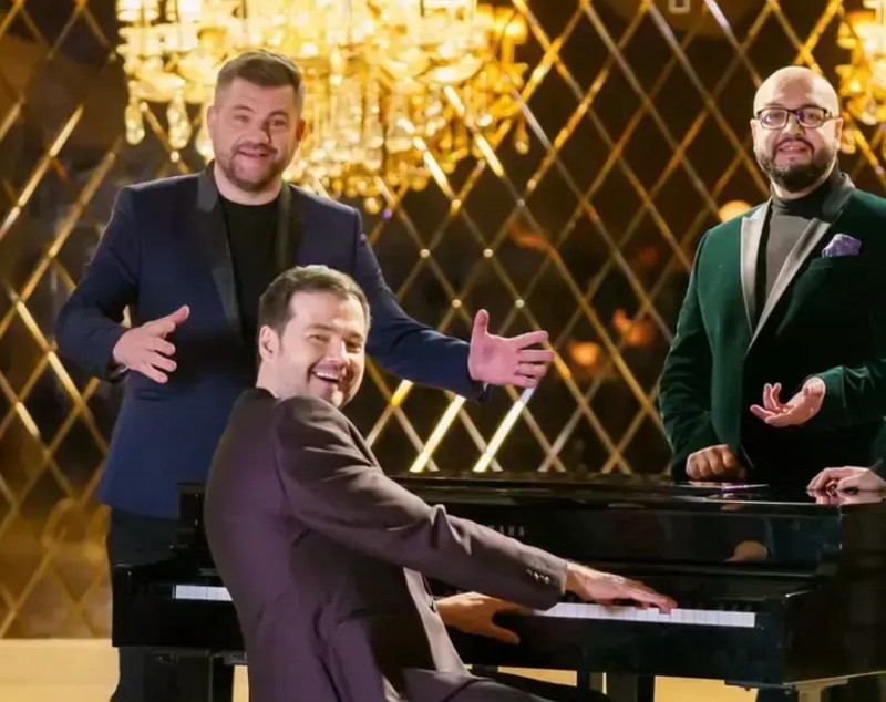 Imagini rare cu  Laurențiu Duță și familia lui
