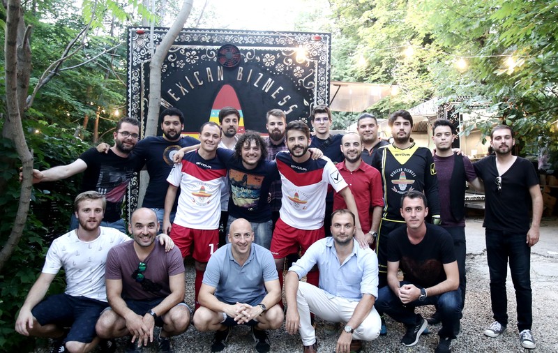 Benfica de România va dona încasările din prima etapă a Ligii a V-a copiilor-fotbaliști de la Sarichioi. Intrarea e liberă, iar organizatorii partidei caritabile vă invită să fiți alături de micuții sportivi tulceni
