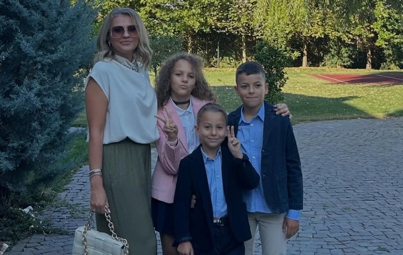 Mirela Vaida si copiii