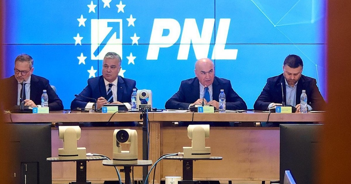 Adrian Veștea susține că nominalizarea ca premier de către Nicușor Dan „nu este o amenințare pentru PNL”. Ciprian Ciucu, replică tăioasă „Ai trădat. Am aflat din presă”
