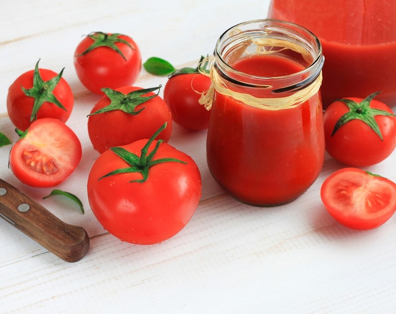Bulion de roșii - rețete simple și aromate pentru păstrarea roșiilor